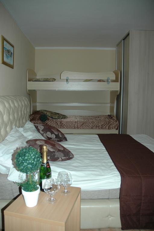 Guest House Maja Novi Sad Cameră foto